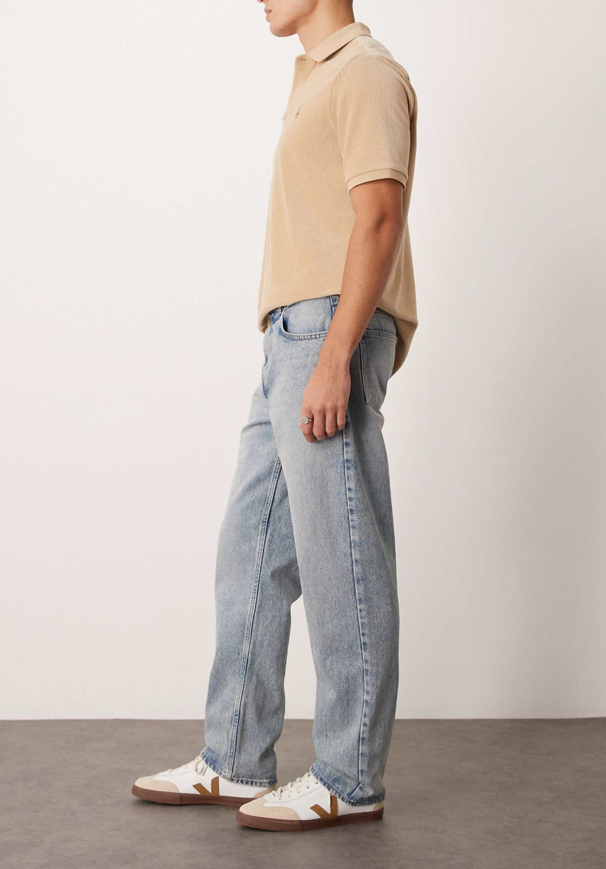 New Look relaxed jeans in light blue