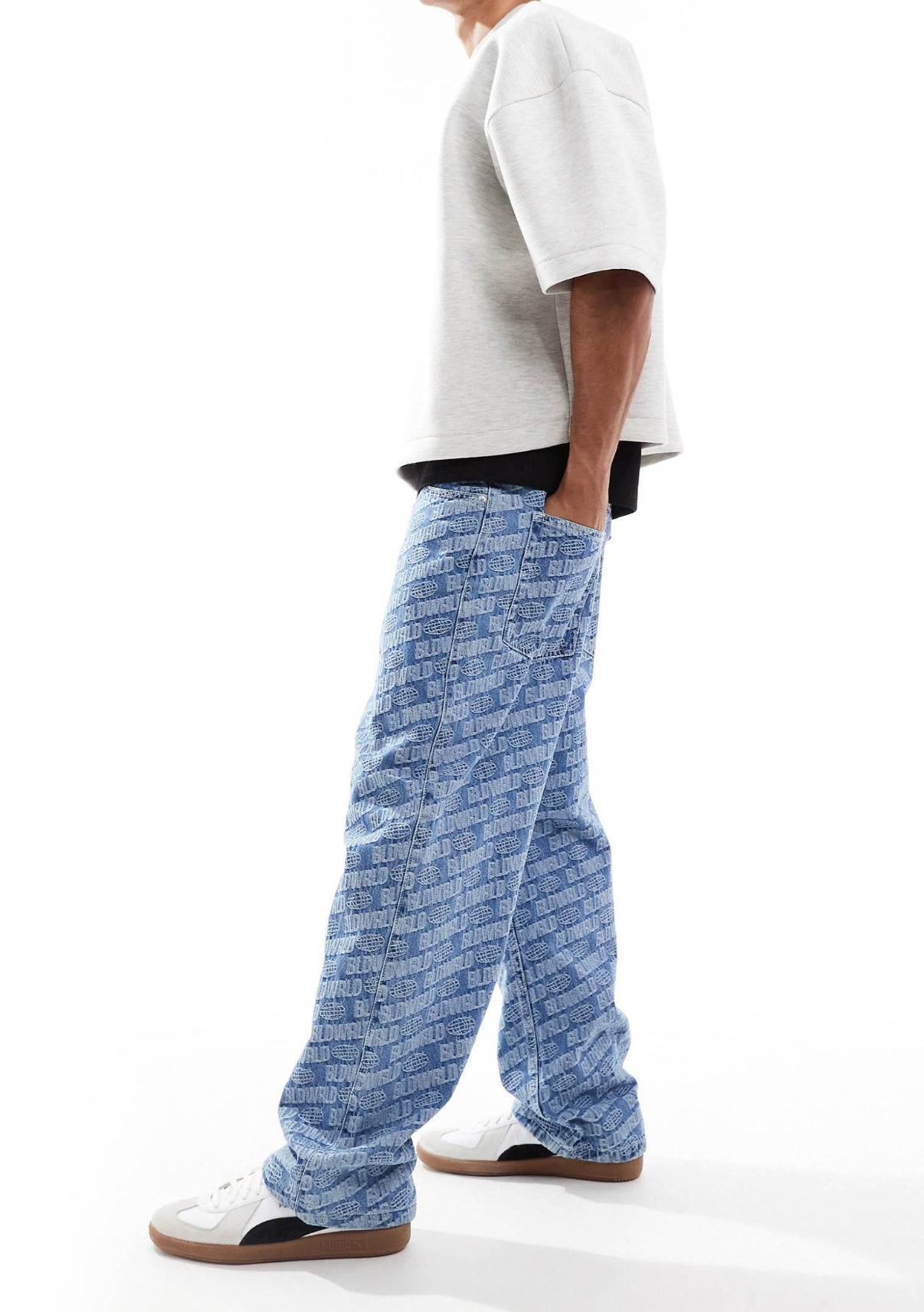 Bershka printed baggy jean in blue