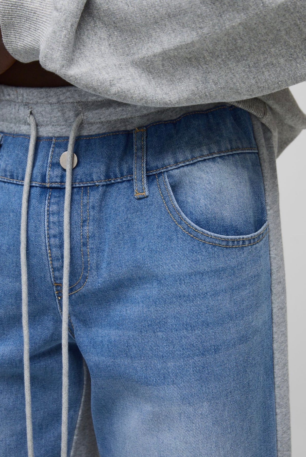 BoohooMAN Relaxed Fit Hybrid Jogger Jean