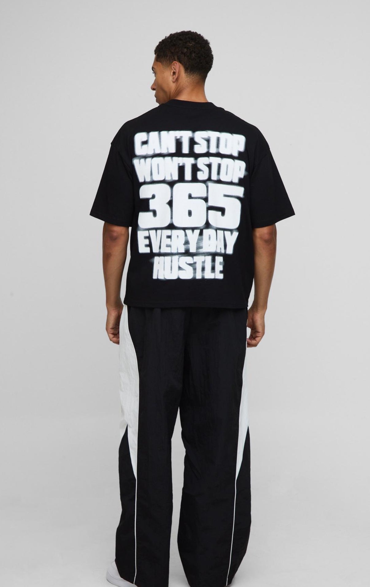 BoohooMAN Black Oversized Boxy Extended Neck 365 Hustle Graphic T-Shirt