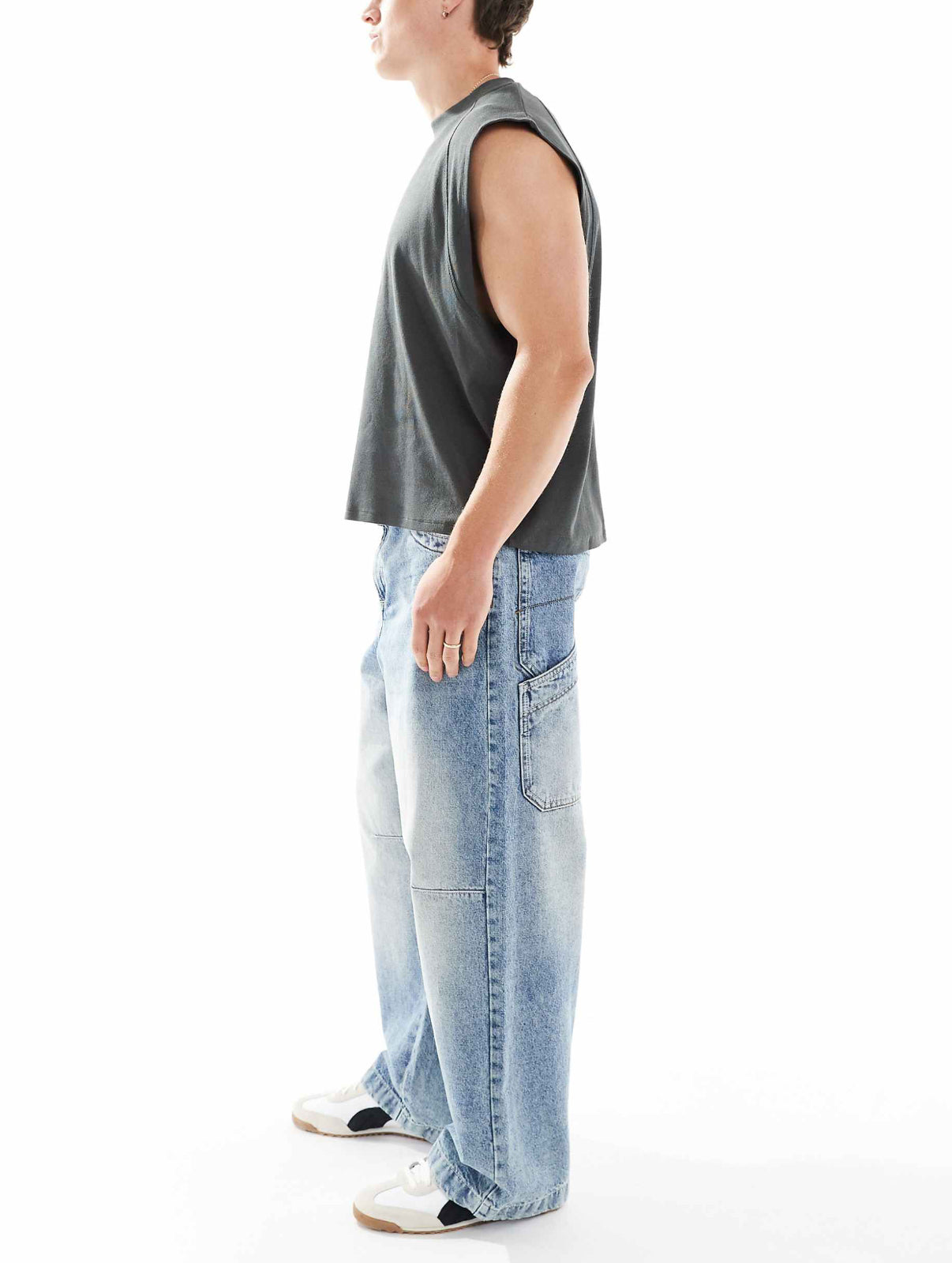 Bershka super baggy jean with back emboridery in blue