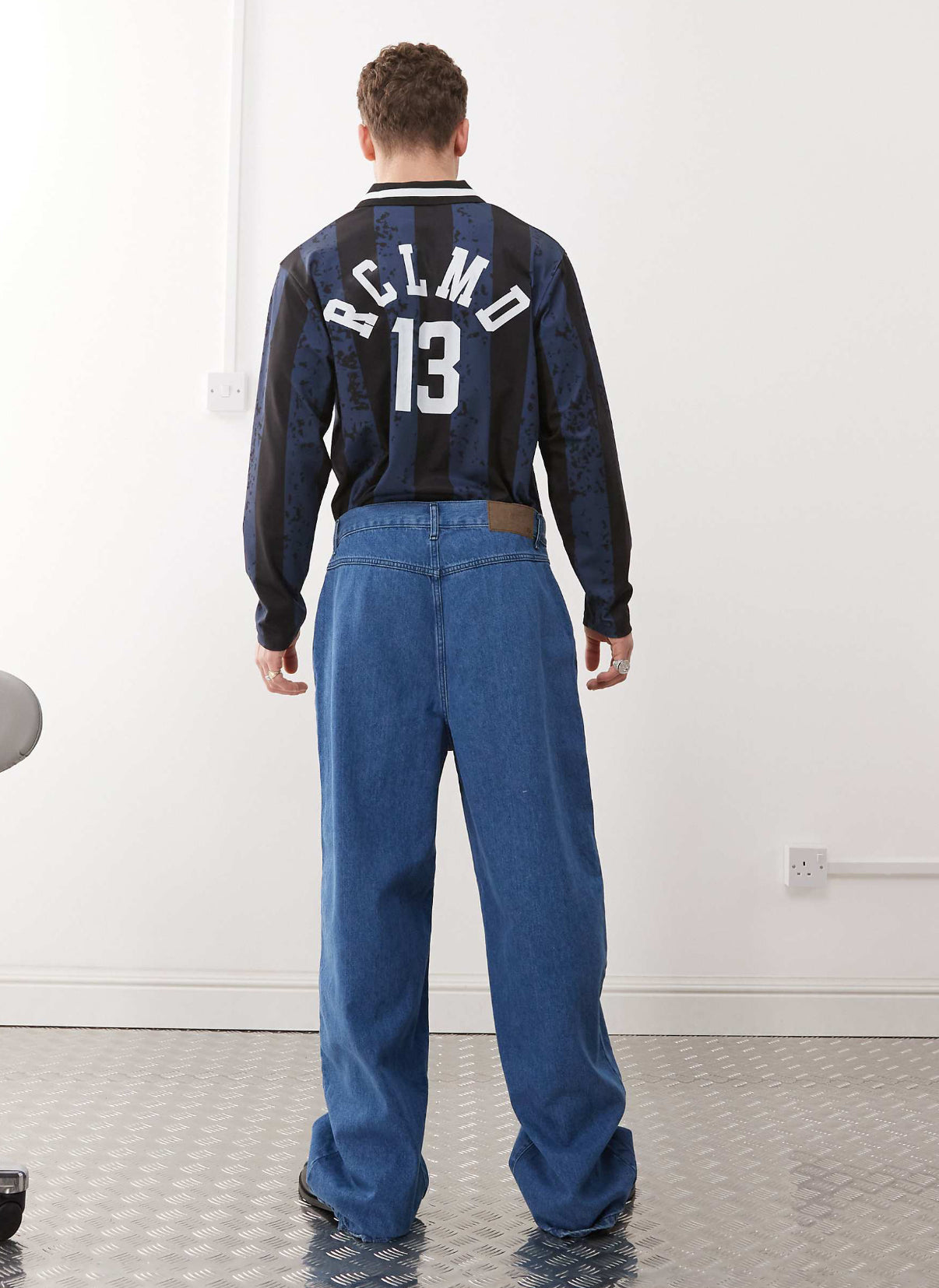 Reclaimed Vintage unisex relaxed wide leg jeans in blue
