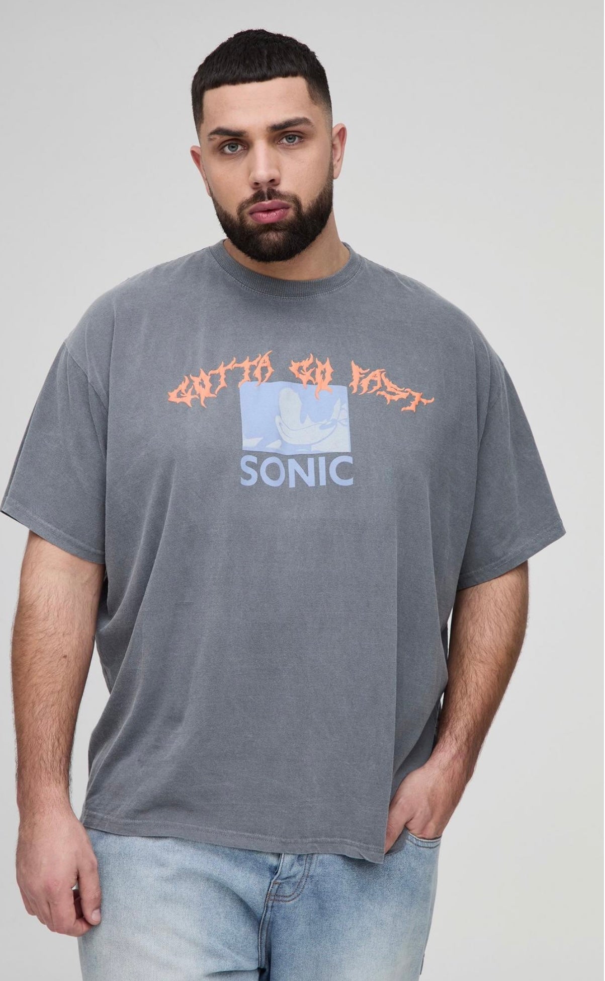 BoohooMAN Plus Sonic Licence Washed T-Shirt In Grey