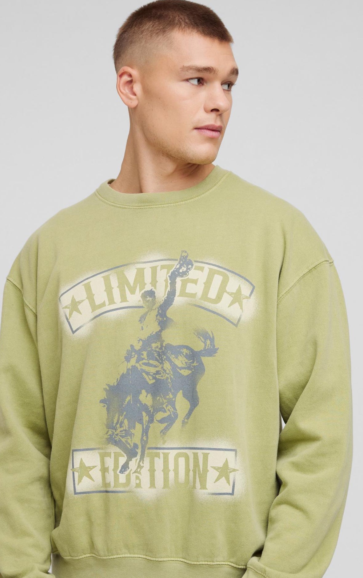 BoohooMAN OVERSIZED LIMITED WESTERN GRAPHIC WASHED SWEATSHIRT
