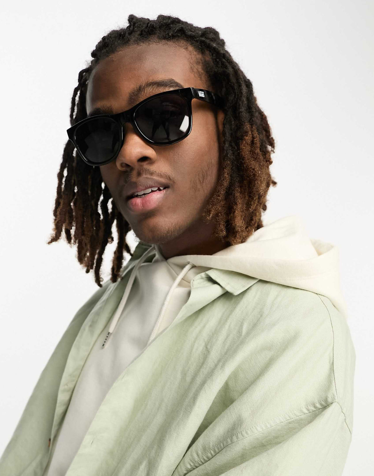 Vans spicoli sunglasses in black