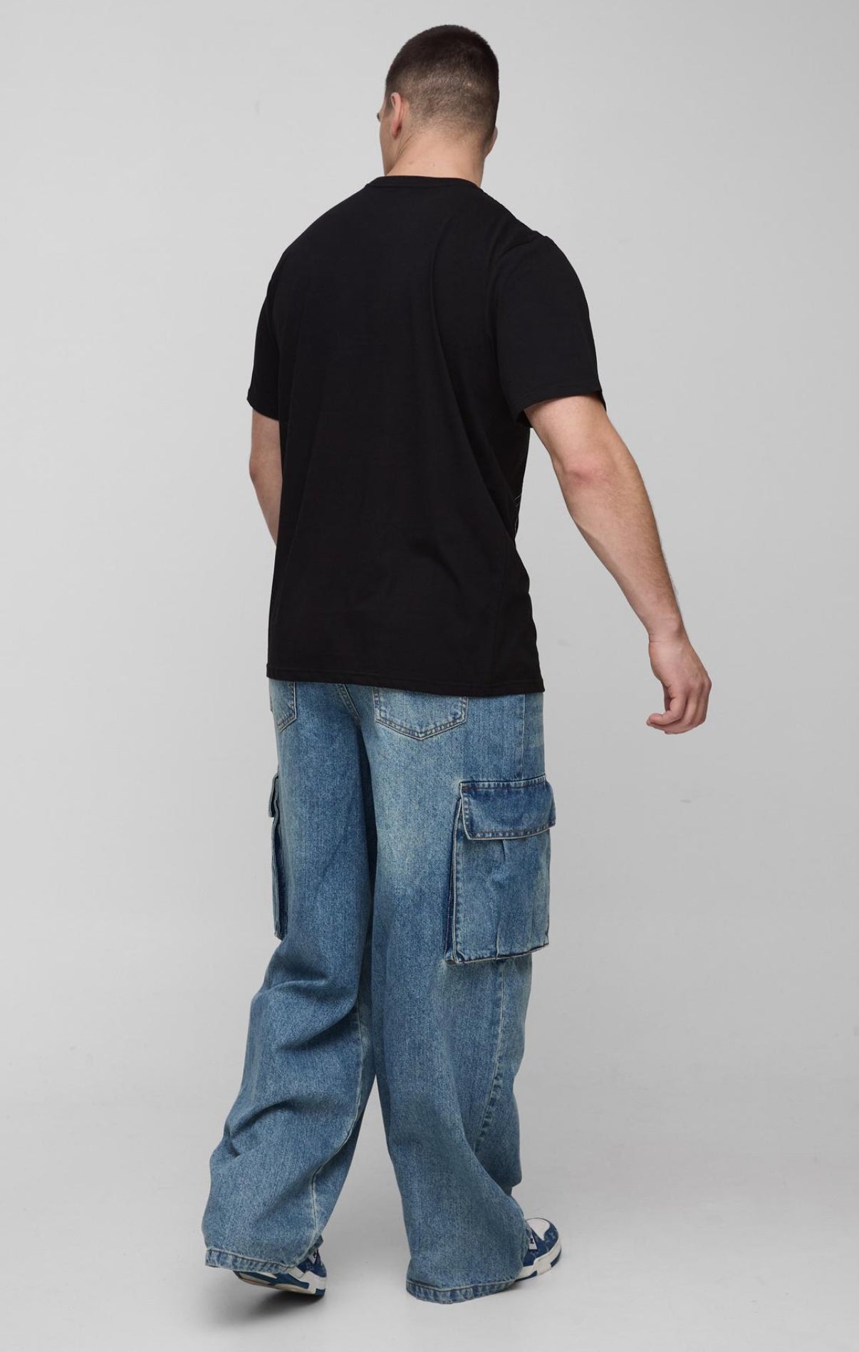 BoohooMAN Tall Denim Cargo Parachute Jeans With Pleat Waist Detail