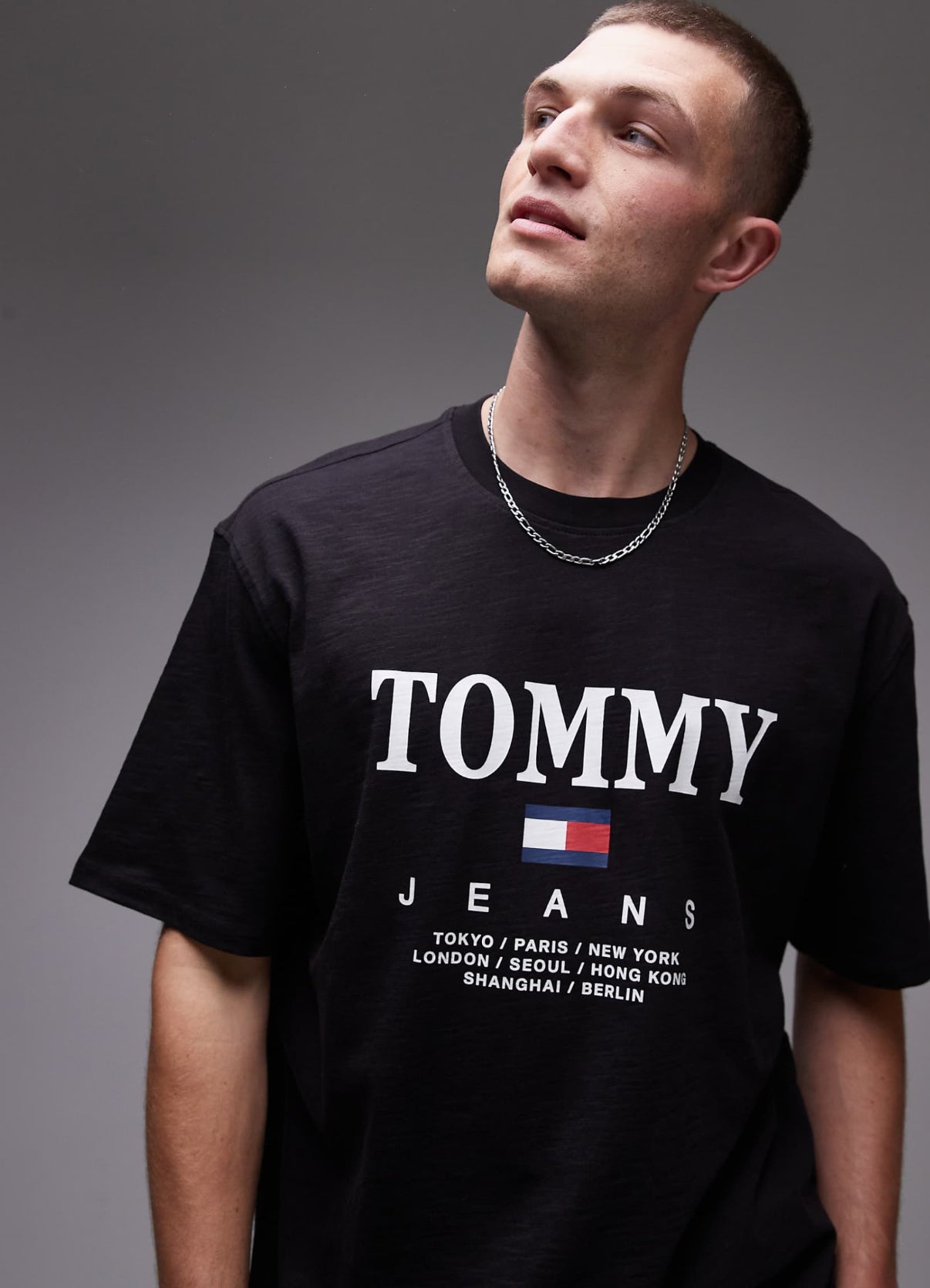 Tommy Jeans large font graphic t-shirt in black