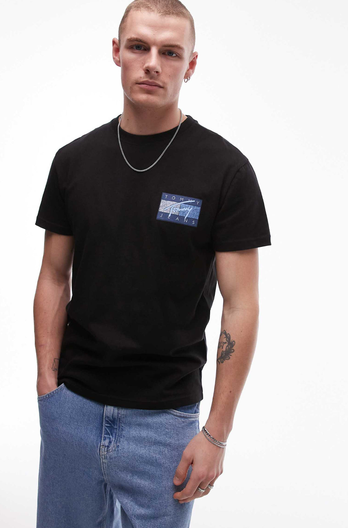Tommy Jeans flag back print graphic t-shirt in black