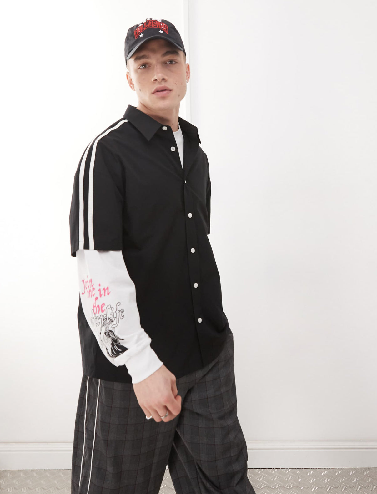 COLLUSION stripe shoulder SL shirt in black