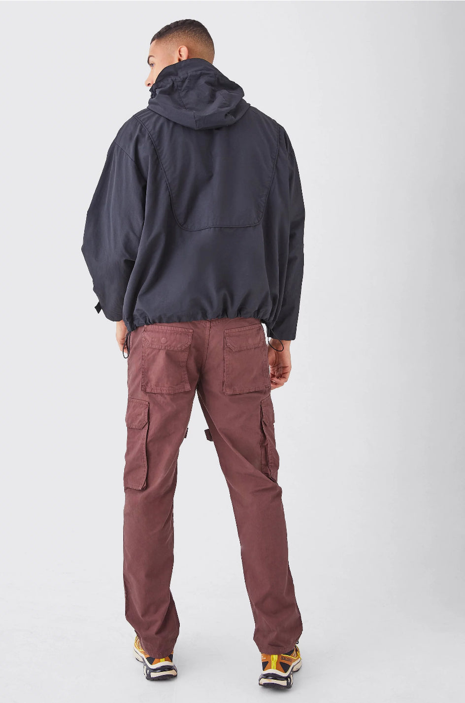 BOOHOOMAN FIXED WAIST STRAP DETAIL STRAIGHT LEG TROUSERS