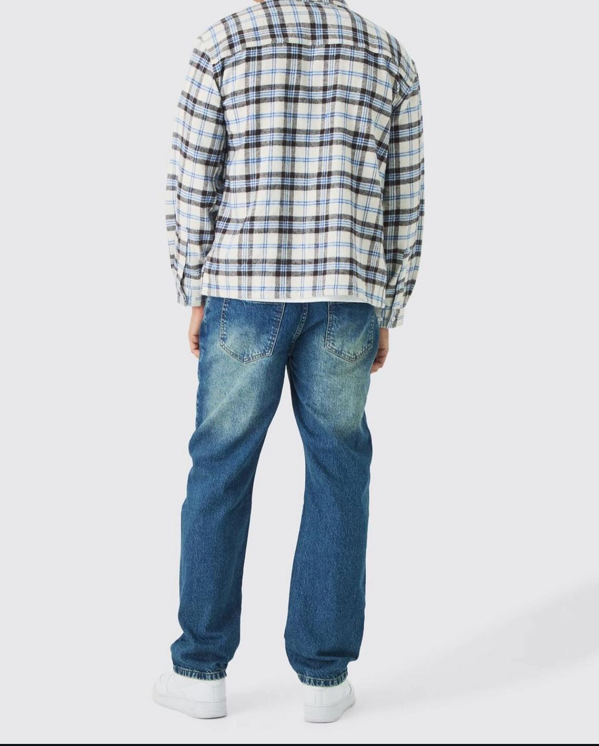 BoohooMan Relaxed Rigid Jean In Vintage Blue