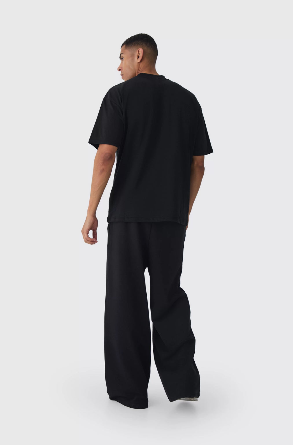 BoohooMan Oversized Limited Edition Heavyweight T-shirt