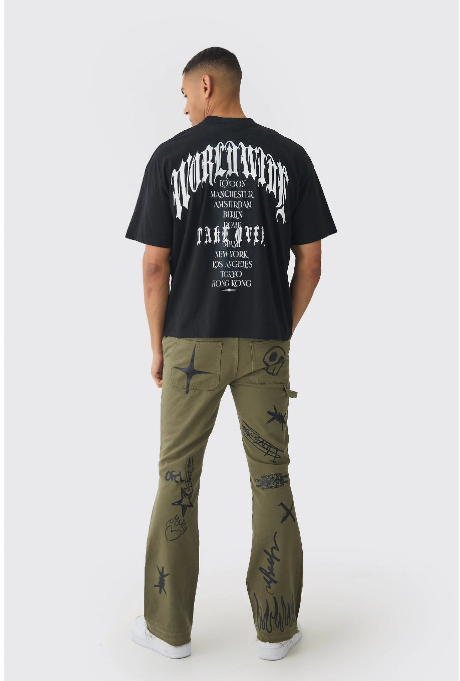 BoohooMan Fixed Waist Slim Flare Twill Laser Printed Carpenter Trousers