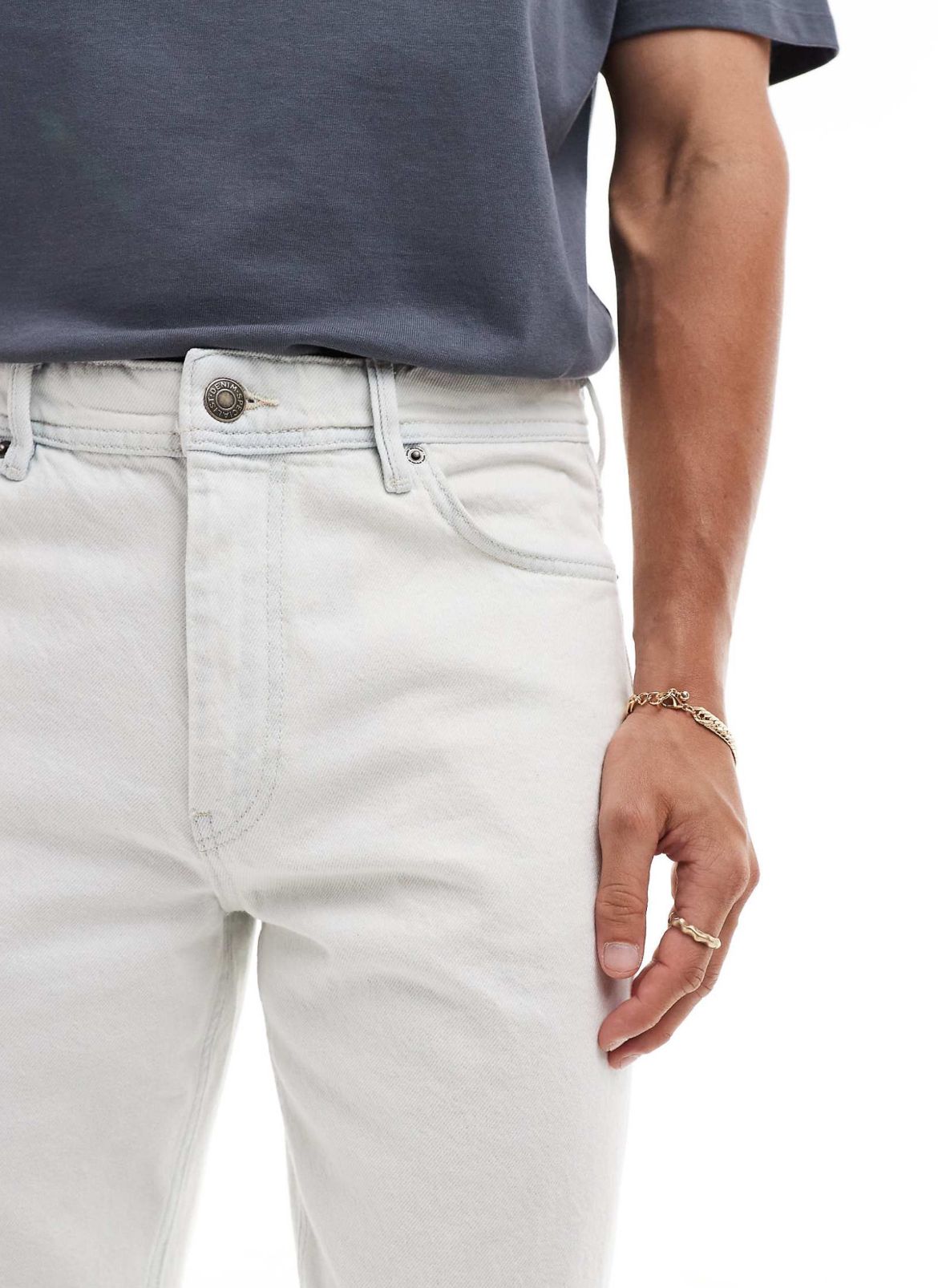 River Island loose fit jeans in bleach wash blue