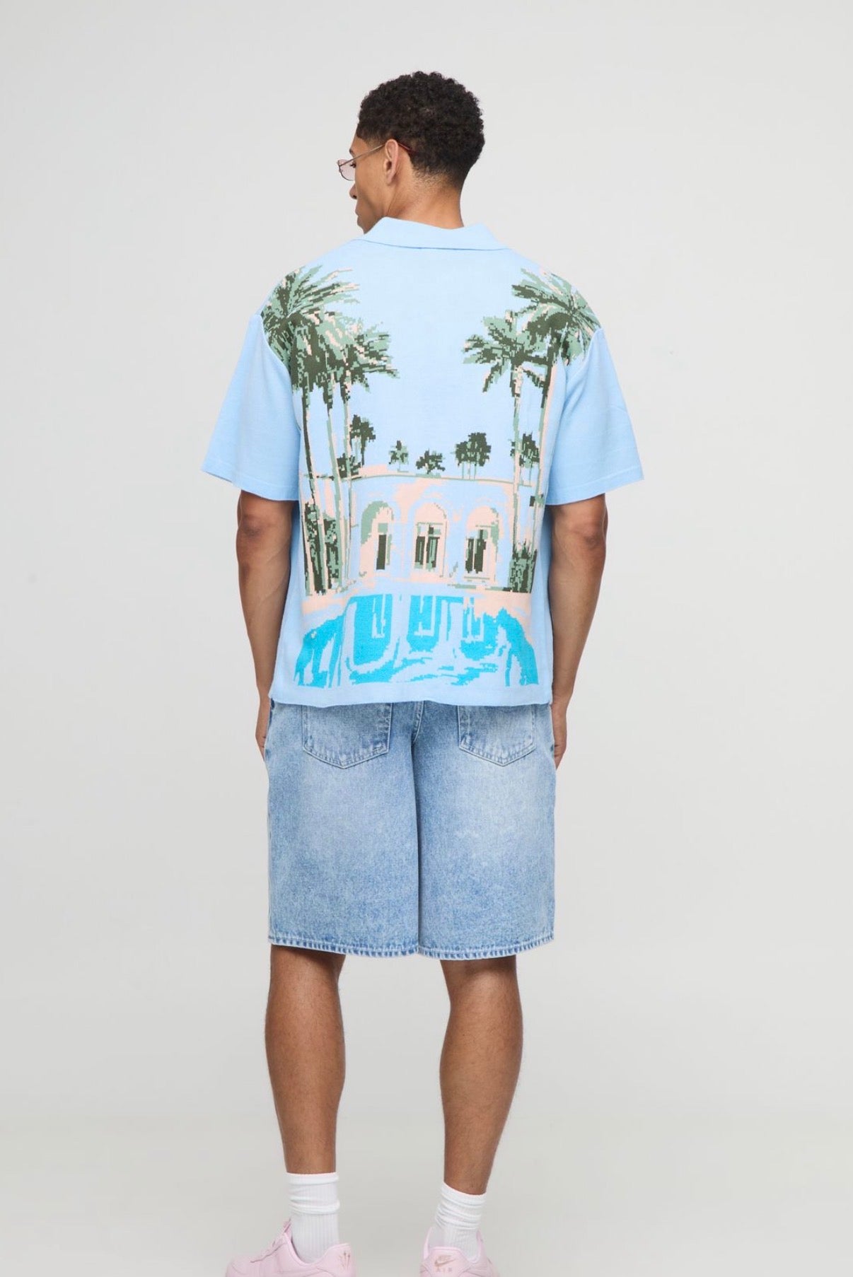 BoohooMAN Boxy Fit Resort Scenic Jacquard Knitted Shirt