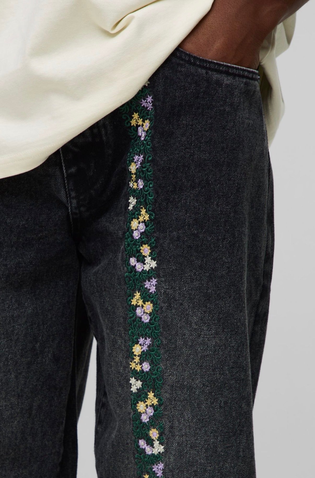 BoohooMAN Relaxed Floral Embroidery Denim Jeans With Let Down Hem