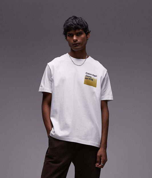Calvin Klein Jeans box chest logo t-shirt in white