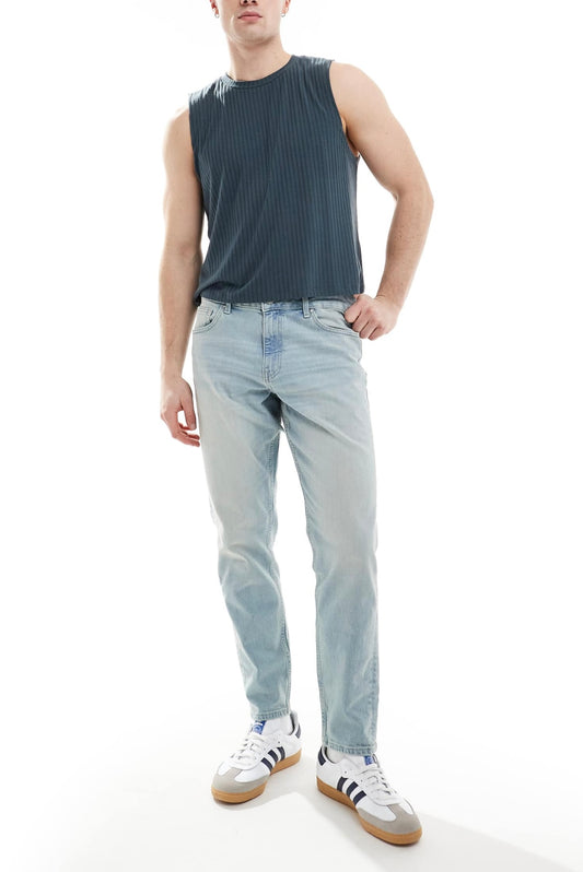 ASOS DESIGN tapered jeans in lightwash blue