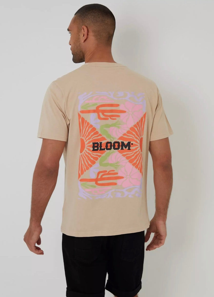 Threadbare
Regular Fit Bloomery T-Shirt