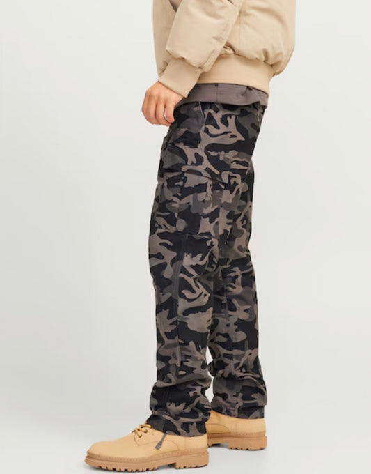 Jack and Jones
Barkley Cargo Trousers