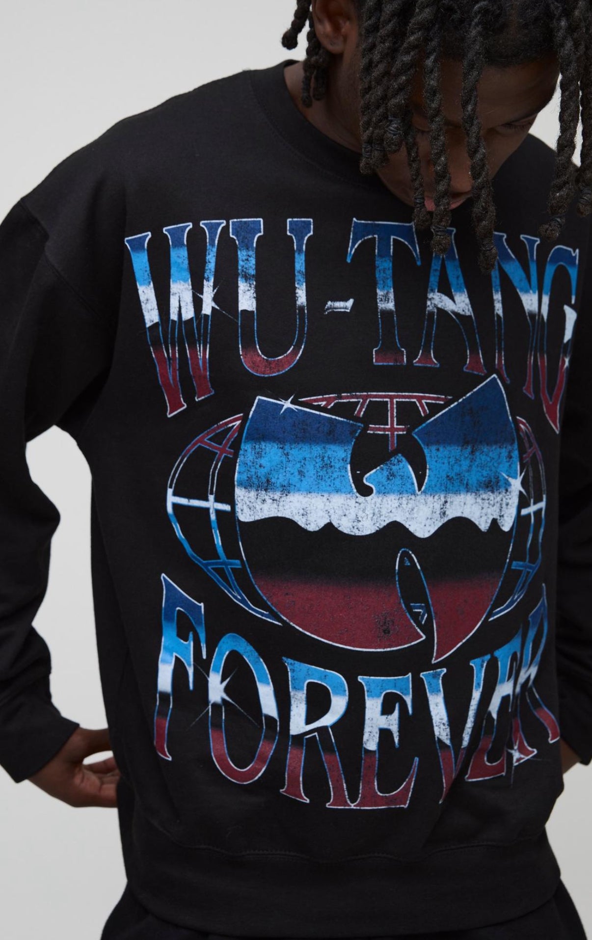 BoohooMAN OVERSIZED WU-TANG CLANG BAND LICENSE PRINT SWEATSHIRT