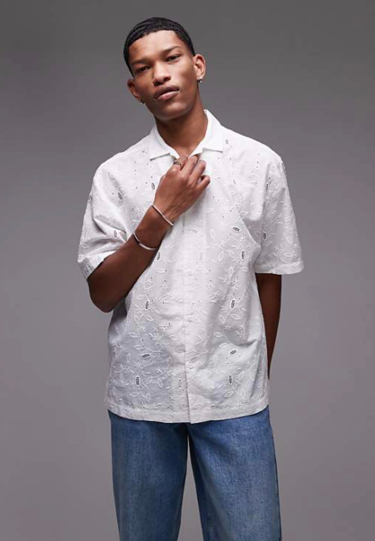 Topman short sleeve relaxed revere embroidered shirt in white