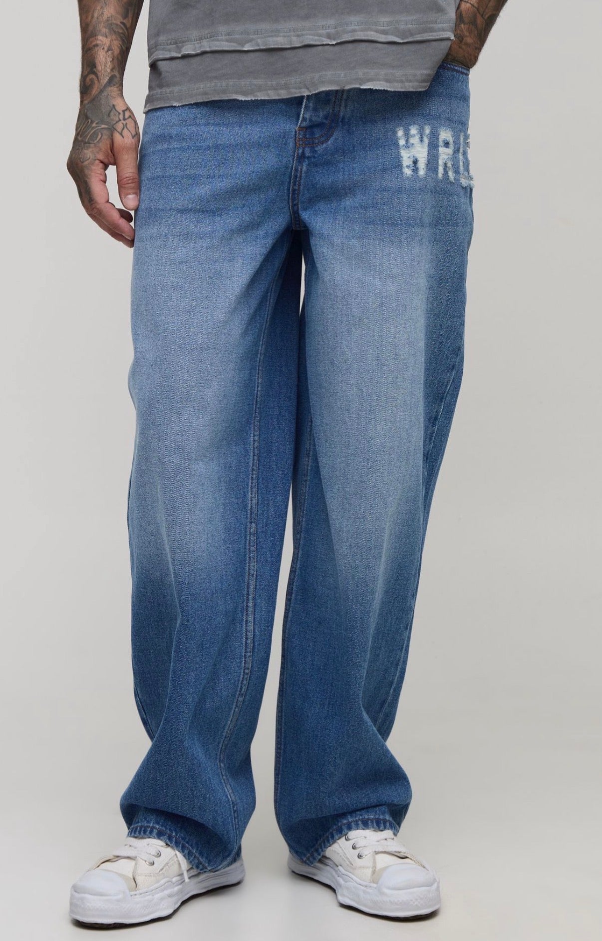 BoohooMAN Tall WRLDWIDE Distressed Relaxed Fit Jeans