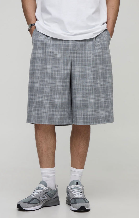 BoohooMAN Wide Leg Check Double Pleat Jort