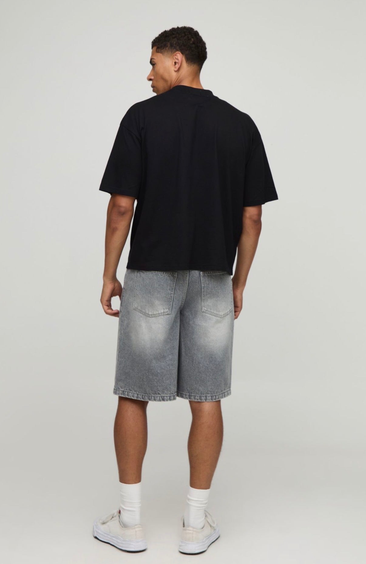 BoohooMAN Black Oversized Boxy Rhinestone Grunge T-Shirt