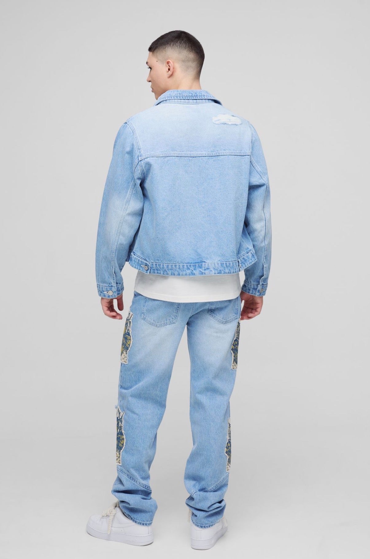 BoohooMAN Slim Stacked All Over Rip & Repair Contrast Stitch Jeans