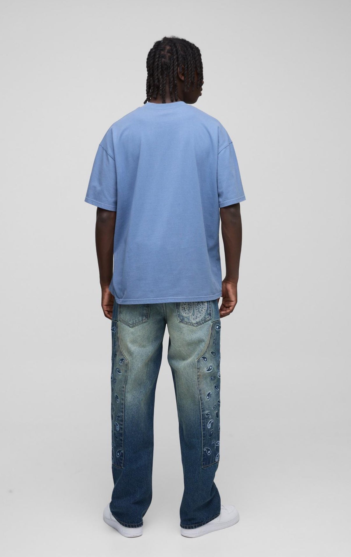 BoohooMAN Relaxed Fit Paisley Embroidered Jeans