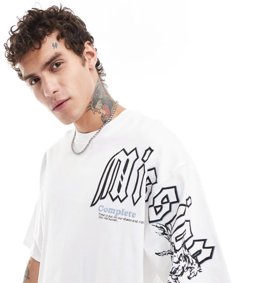 Bershka placement printed t-shirt in white