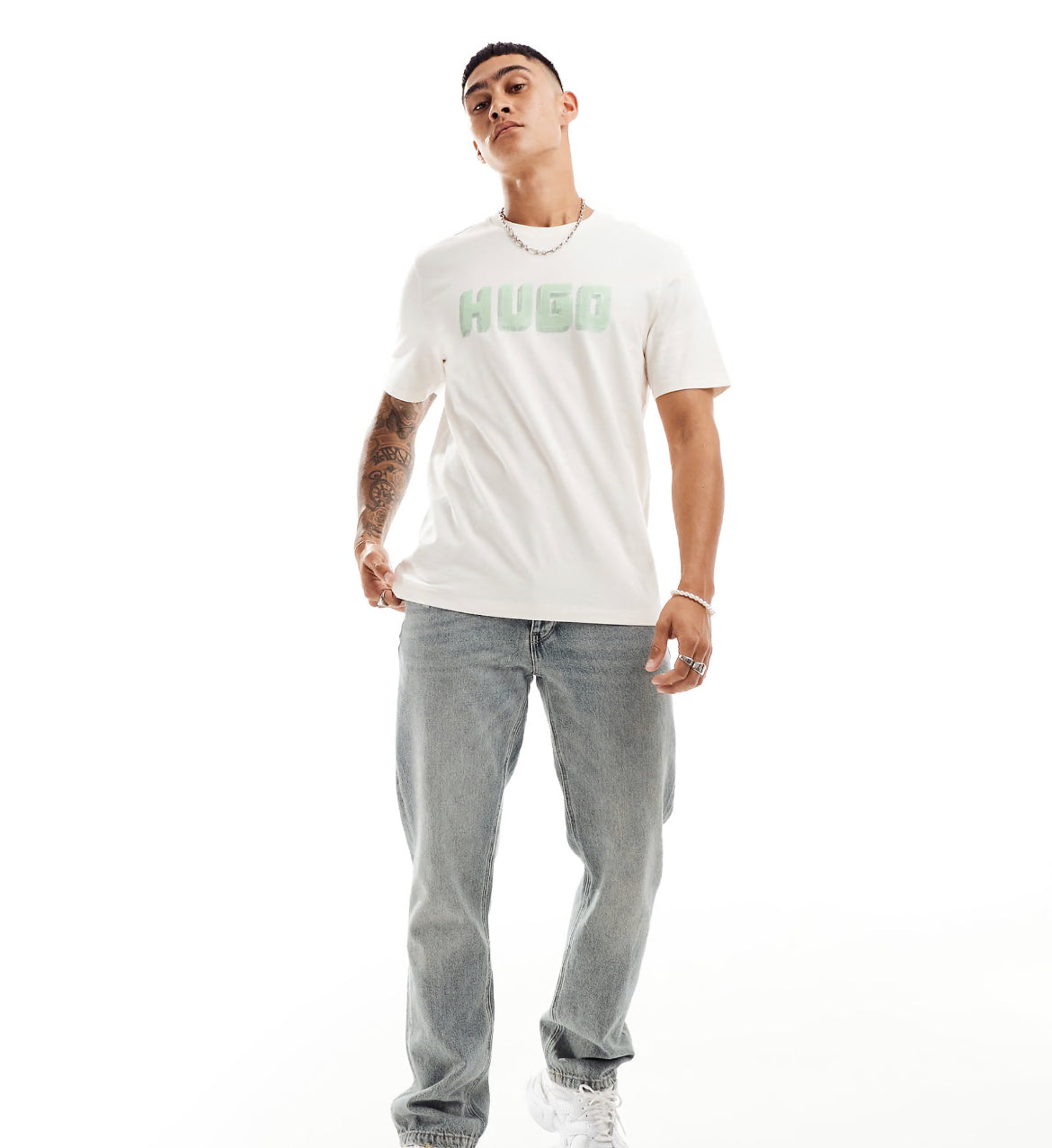 HUGO Red Daqerio t-shirt in off white with logo print